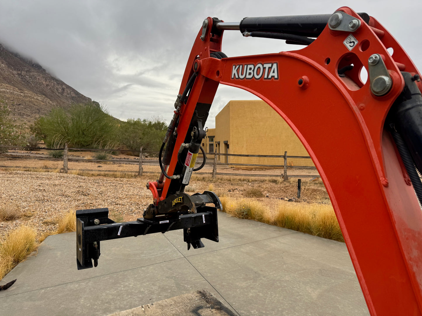 Excavator to Skid Steer Adapter - (0-6 Ton Machines)
