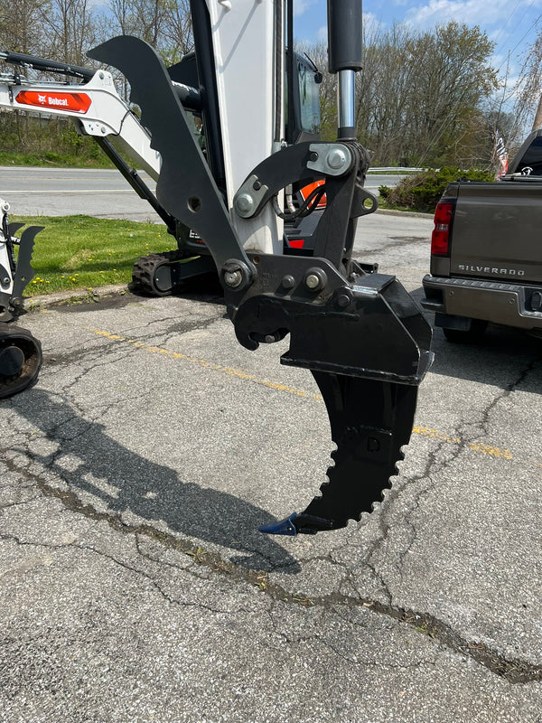 Bobcat Ripper X-Change Quick Attach Coupler E Series models – D Attachments