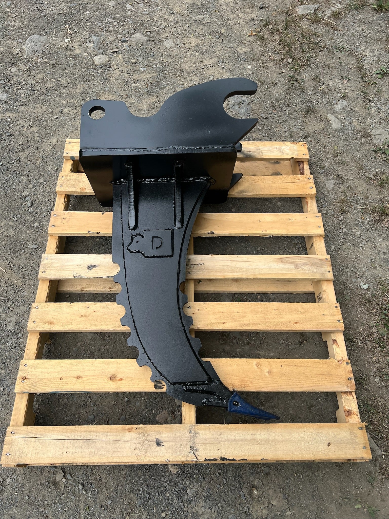 Heavy Duty Excavator Root Ripper - (6- 10 Ton Machines) – D Attachments