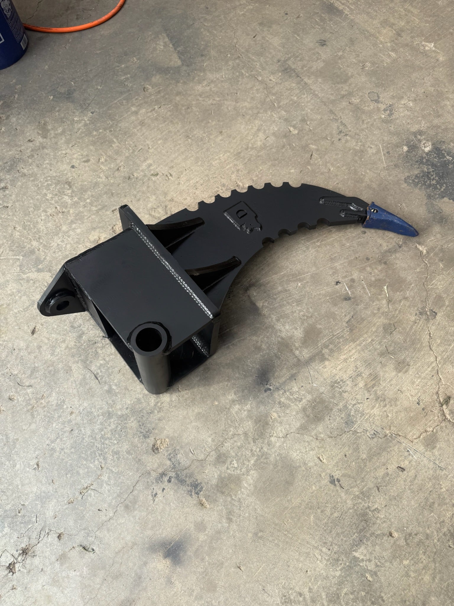 TAG | Wain Roy Quick Coupler - 1.25” T Pin QC27 Root Ripper / Frost Ripper