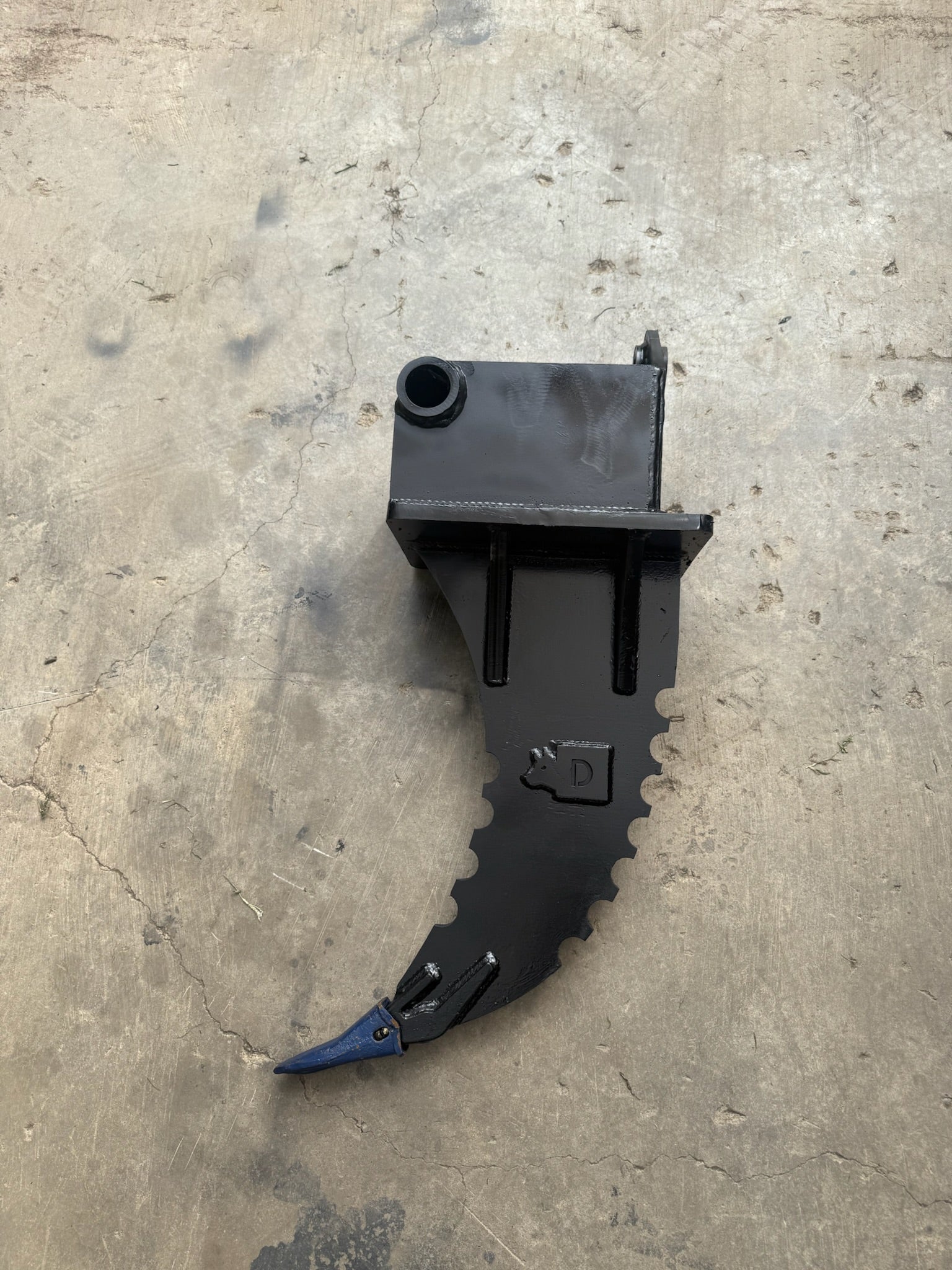 TAG | Wain Roy Quick Coupler - 1.25” T Pin QC27 Root Ripper / Frost Ripper