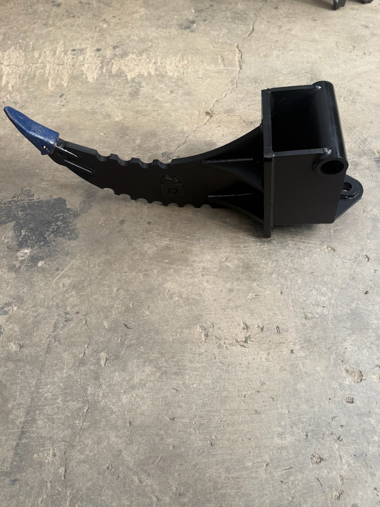 TAG | Wain Roy Quick Coupler - 1.25” T Pin QC27 Root Ripper / Frost Ripper