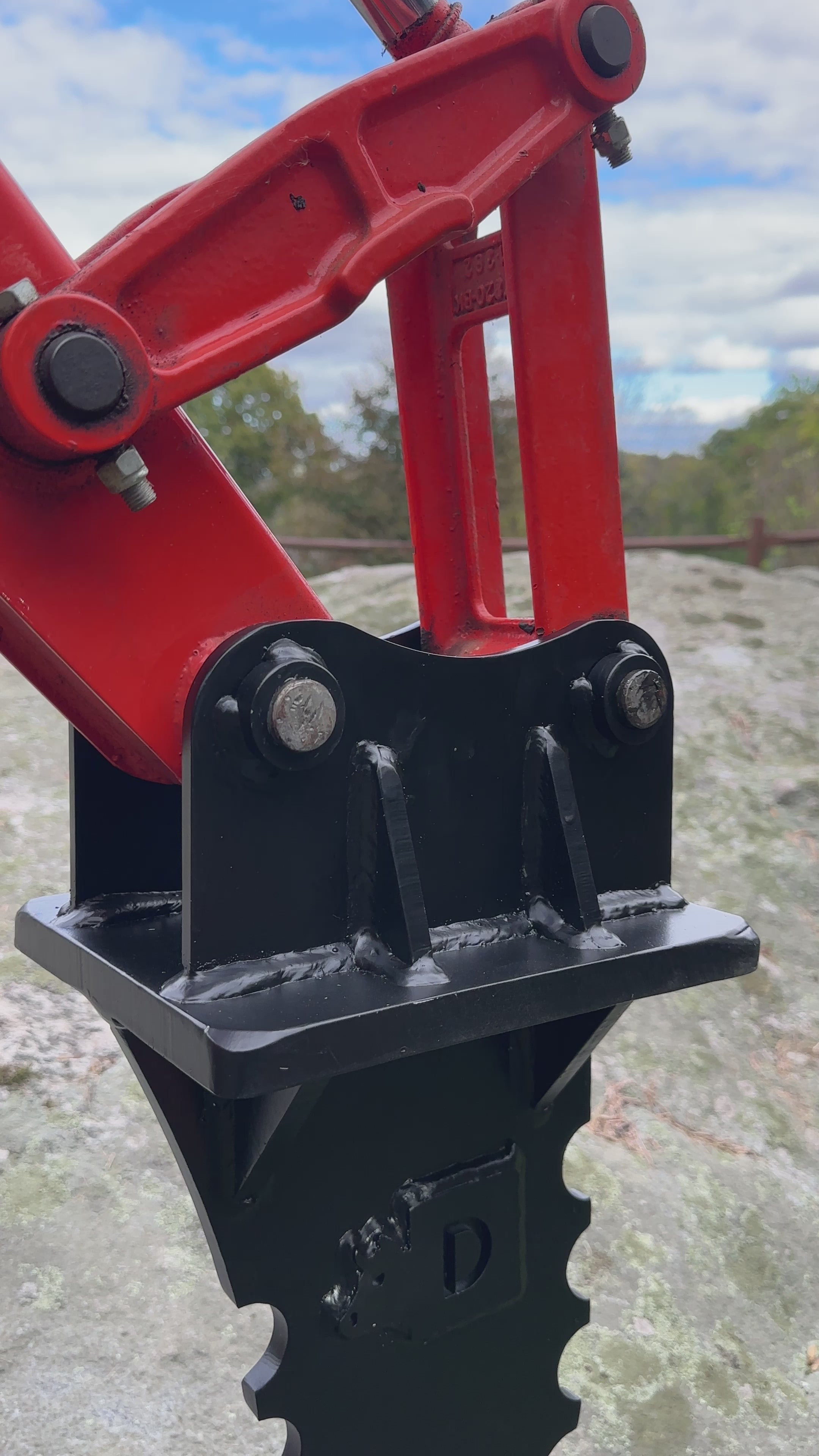Kubota Backhoe Ripper - BH65 BH70 BH75 BH76 BH77 B4572 B4672 BL4590 BL4690 BT650 BT750 BT751